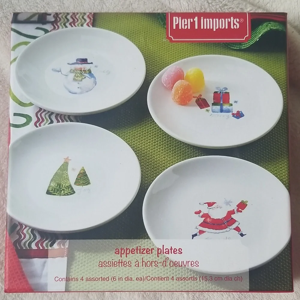 Pier One Imports set of 4 Christmas appetizer plates